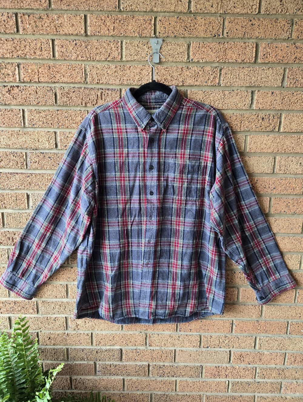 Vintage L.L. Bean Men's Plaid Flannel Button-Down Shirt Large 🌲